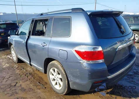 2013 Toyota Highlander Se V6 from USA, damaged, VIN 5TDBK3EH7DS222623